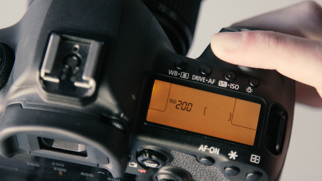 Фото настроек DSLR камеры в ручном режиме